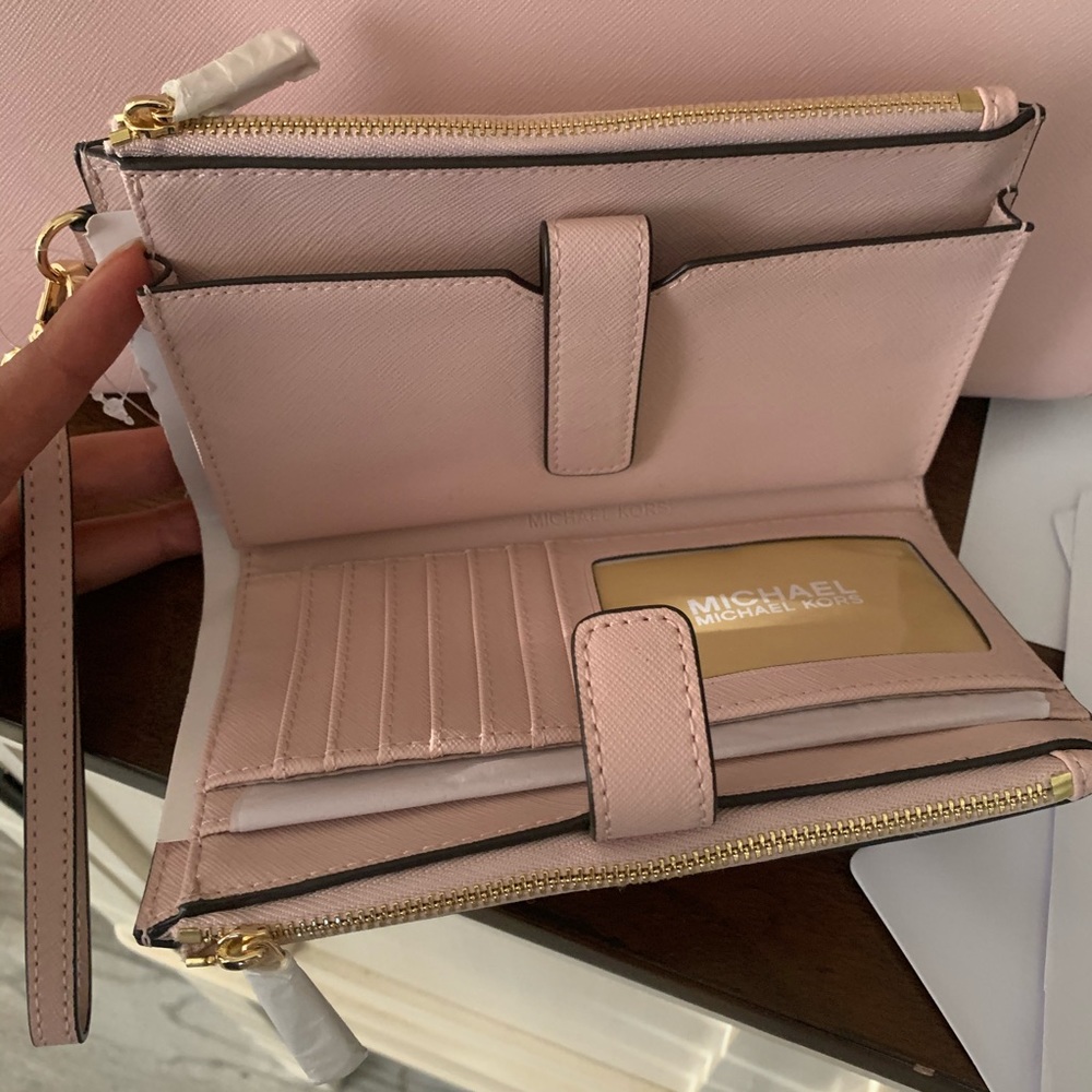 New Mk set 💕 - Picture 5 of 11